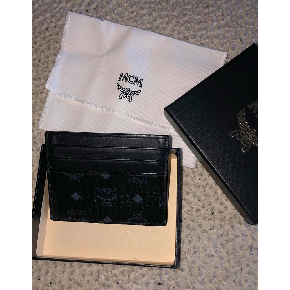 MCM WALLET
